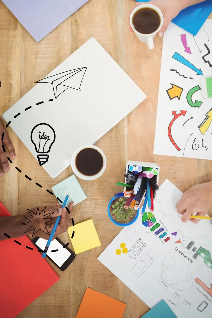 Reunión de planificación de campaña de marketing